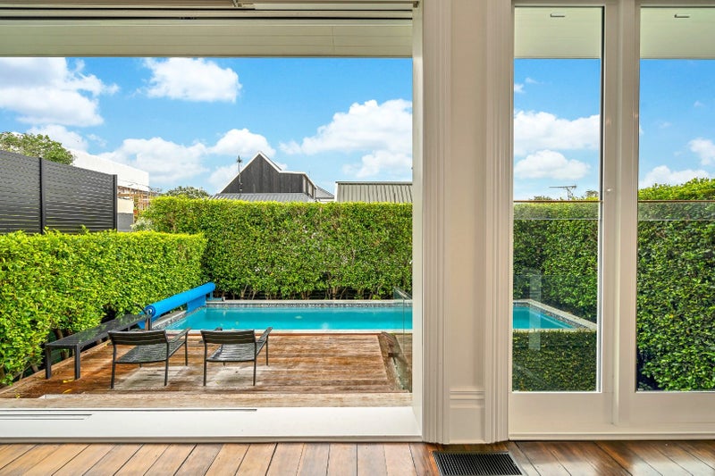 60 Hamilton Road, Herne Bay, Auckland - Carousel 2