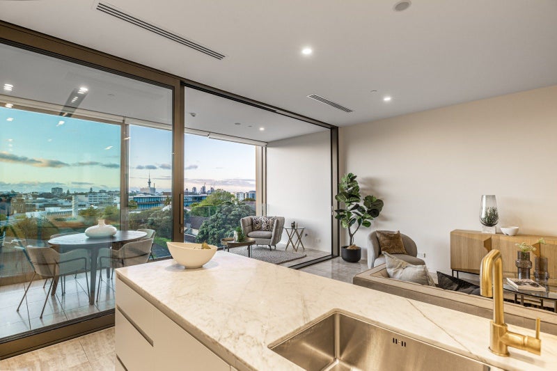 402/10 St Marks Road, Remuera, Auckland - Carousel 2