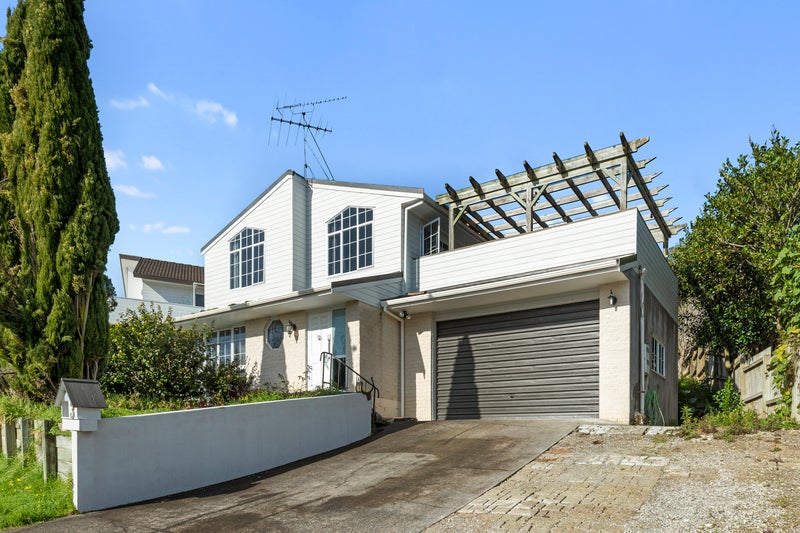 3 Emlyn Place, Torbay, Auckland - Carousel 1