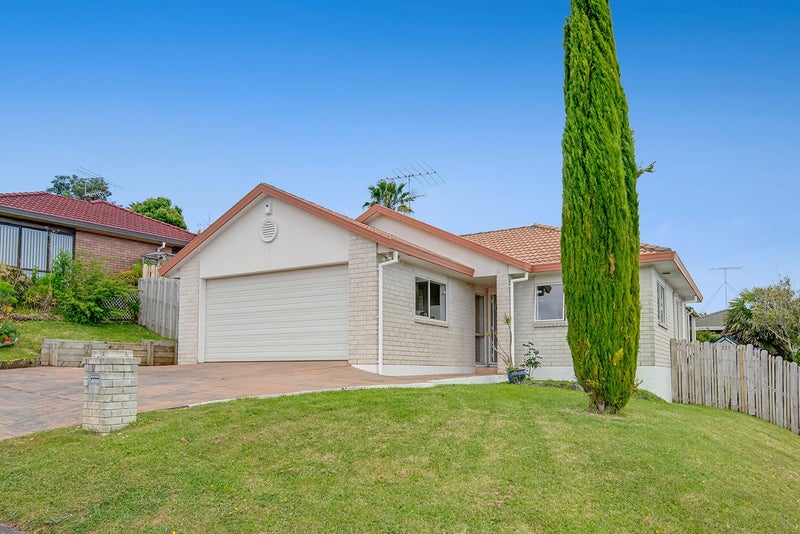 11 Bluebird Crescent, Unsworth Heights, Auckland - Carousel 23