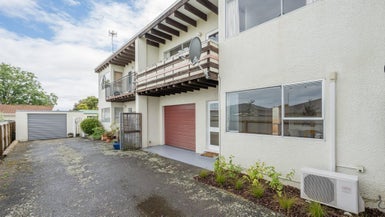 2/101 Grove Street, The Wood, Nelson - Carousel 1