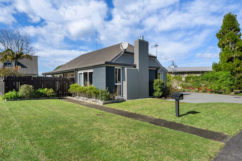 12 Knox Place, Greerton, Tauranga - Carousel 1