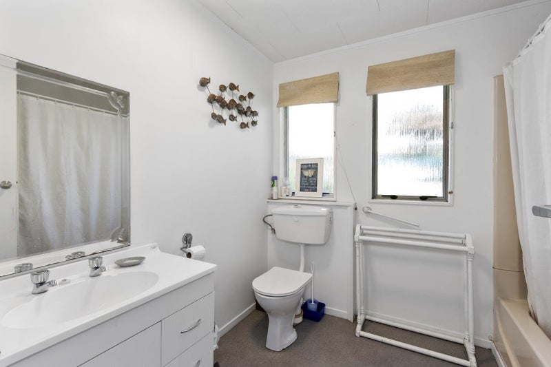 1/42A Tilford Street, Woolston, Christchurch - Carousel 12