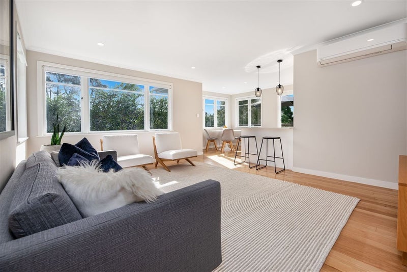 7 Beazley Place, Glendene, Auckland - Carousel 2
