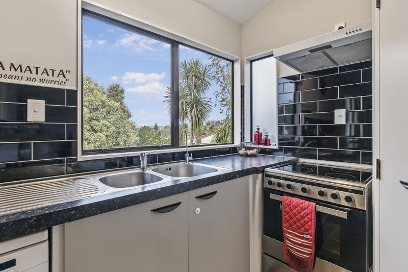 9A Bell Street, Judea, Tauranga - Carousel 2