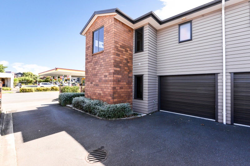 1/30 Willoughby Street, Whitiora, Hamilton - Carousel 2