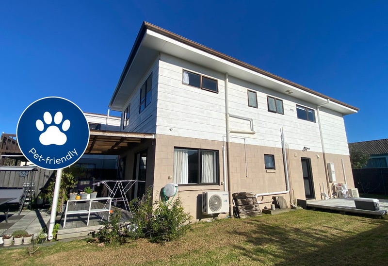 4C Vivian Wilson Drive, Eastern Beach, Auckland - Carousel 1