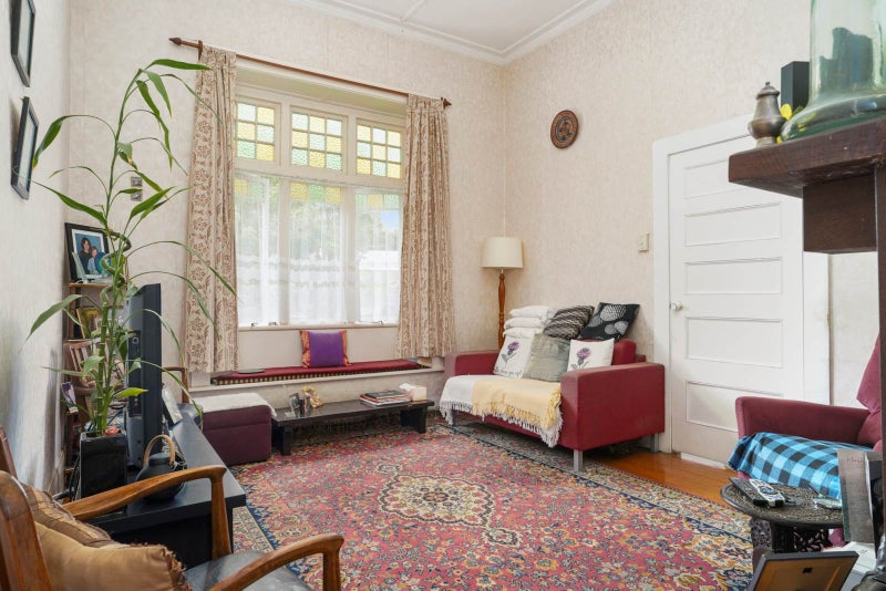 1 Cautley Street, Stanley Point, Auckland - Carousel 2