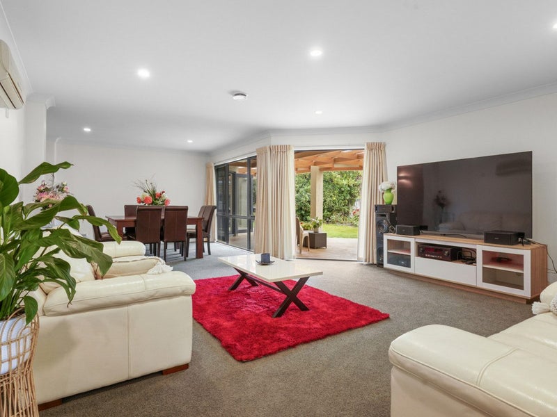 17 Ashton Mews, Casebrook, Christchurch - Carousel 2