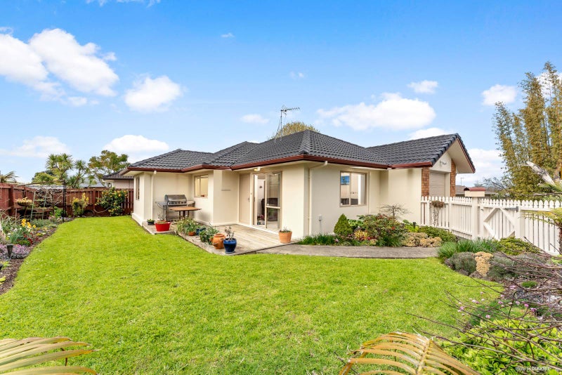 108M Colwill Road, Massey, Auckland - Carousel 2