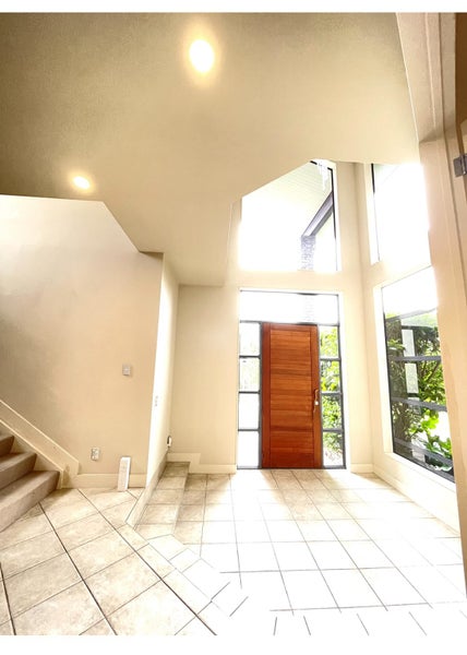 10 Rangi Avenue, Schnapper Rock, Auckland - Carousel 2