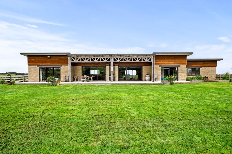 120 Pigs Head Road, Whakapara, Hikurangi - Carousel 2