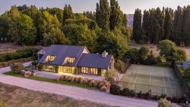 1 Wicklow Terrace, Albert Town, Wanaka - Carousel 1