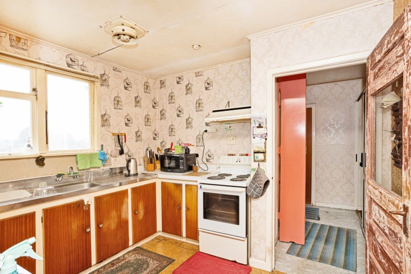 36 Princes Road, Greenhills - Carousel 2