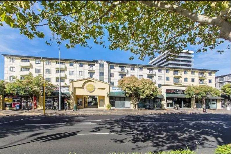 1K/160 Symonds Street, Grafton, Auckland - Carousel 1