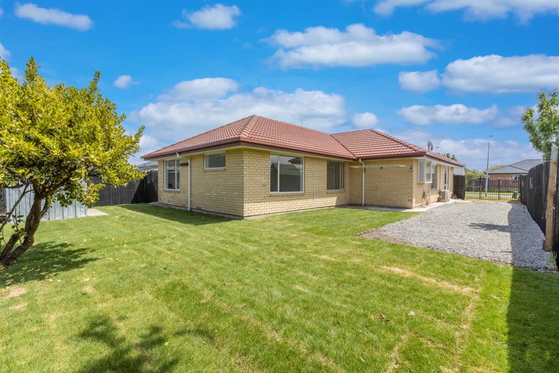 26 Farnborough Street, Aranui, Christchurch - Carousel 2