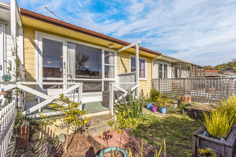 2/17 Waimea Road, Nelson South, Nelson - Carousel 2