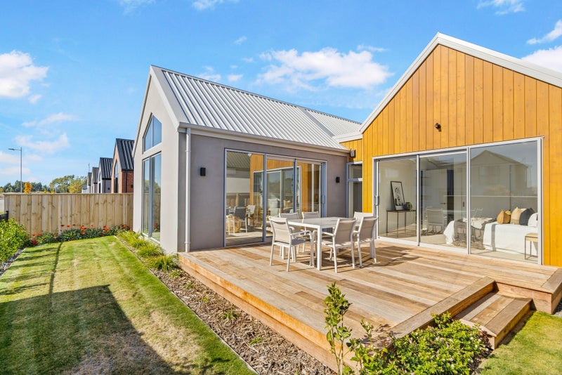 7/1 Hebe Lane, Northwood, Christchurch - Carousel 1