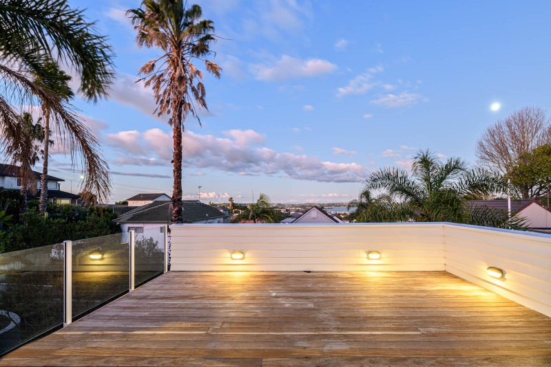 121A Hobsonville Road, West Harbour, Auckland - Carousel 2