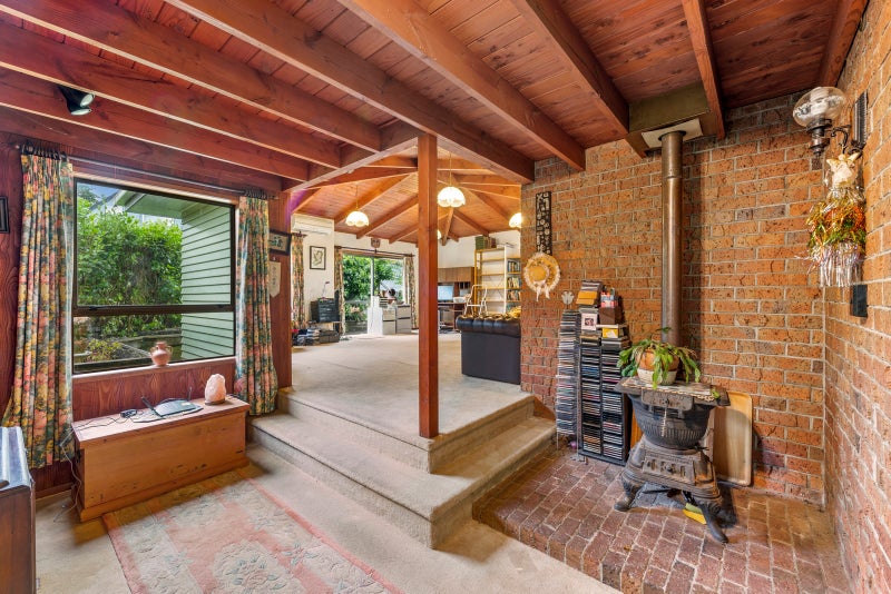 14 Gatman Street, Birkdale, Auckland - Carousel 2