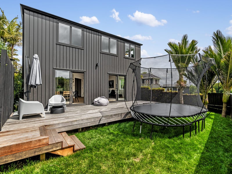 11A Mamaku Street, Meadowbank, Auckland - Carousel 1