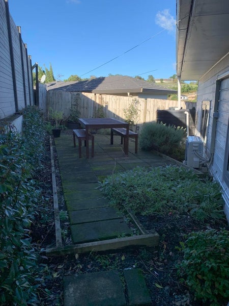 12 McKinley Road, Sunnyvale, Auckland - Carousel 10