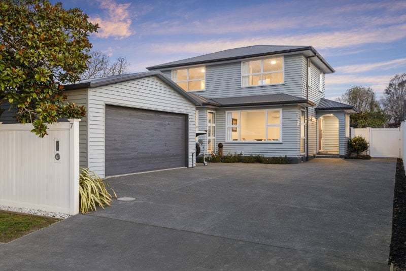 7 Te Kura Street, Fendalton, Christchurch - Carousel 1