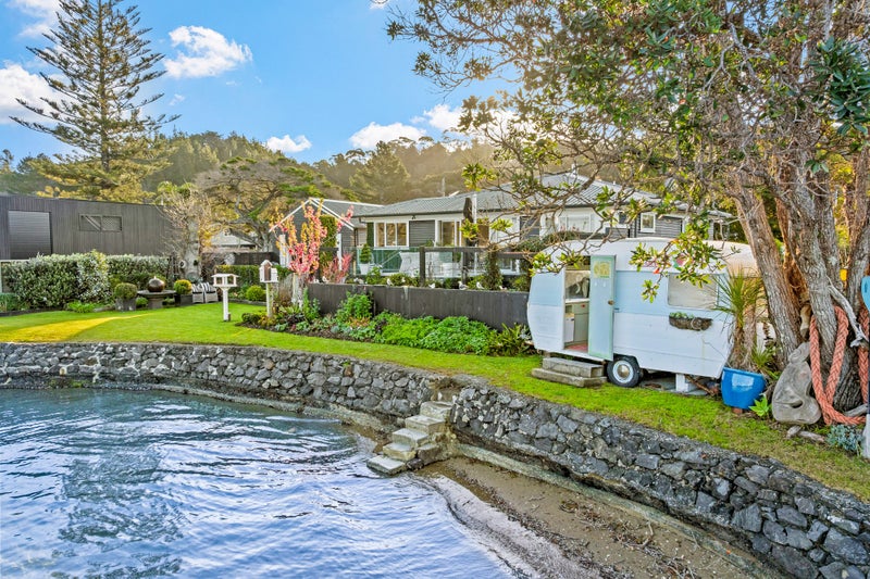 399 Leigh Road, Warkworth - Carousel 2