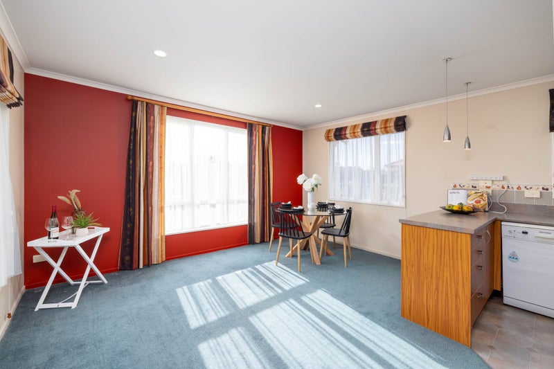 9 Langley Place, Belfast, Christchurch - Carousel 2