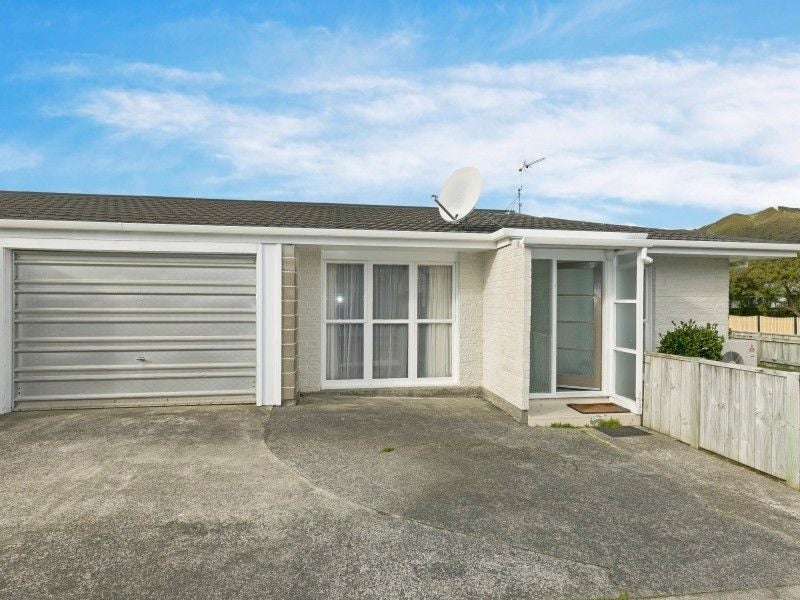 11A Nile Street, Waterloo, Lower Hutt - Carousel 2
