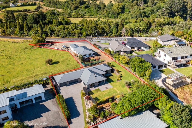 21B Heta Road, Highlands Park, New Plymouth - Carousel 1
