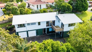 52 Fairway Drive, Kamo, Whangarei - Carousel 1