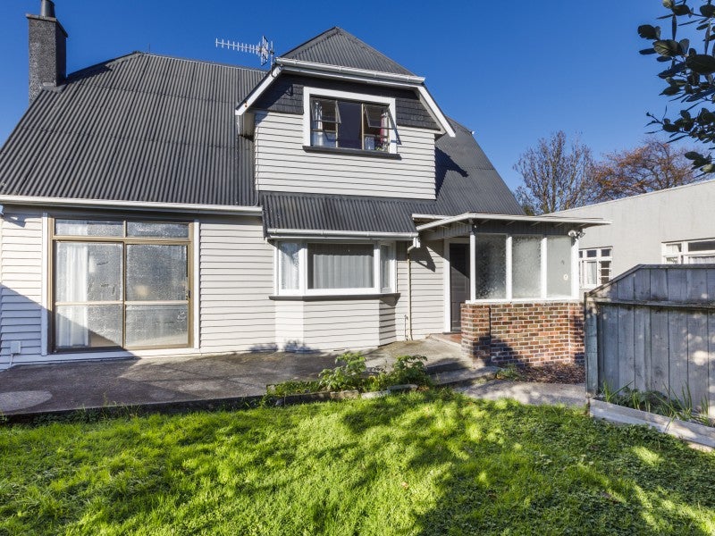 5 Guy Avenue, Takaro, Palmerston North - Carousel 1