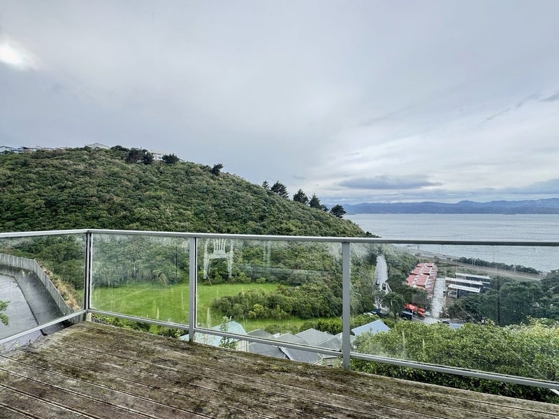 17D Onslow Road, Khandallah, Wellington - Carousel 2