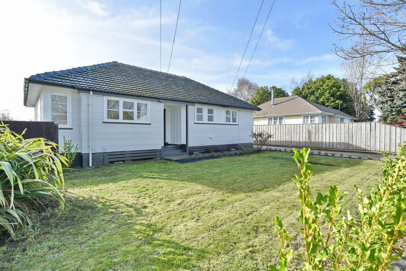 5 Orcades Street, Shirley, Christchurch - Carousel 1