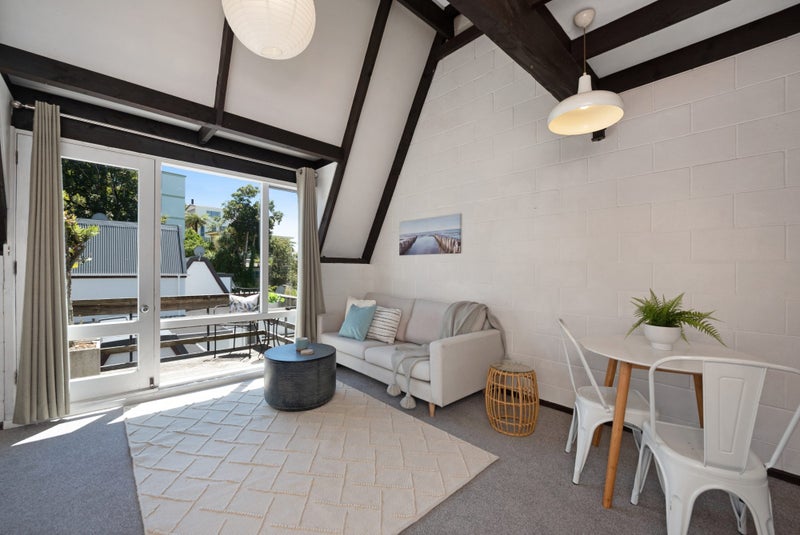 28L Bidwill Street, Mount Cook, Wellington - Carousel 1