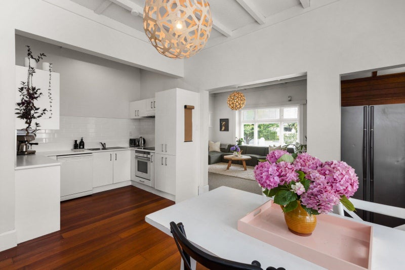 406 Pepper Street, Saint Leonards, Hastings - Carousel 2