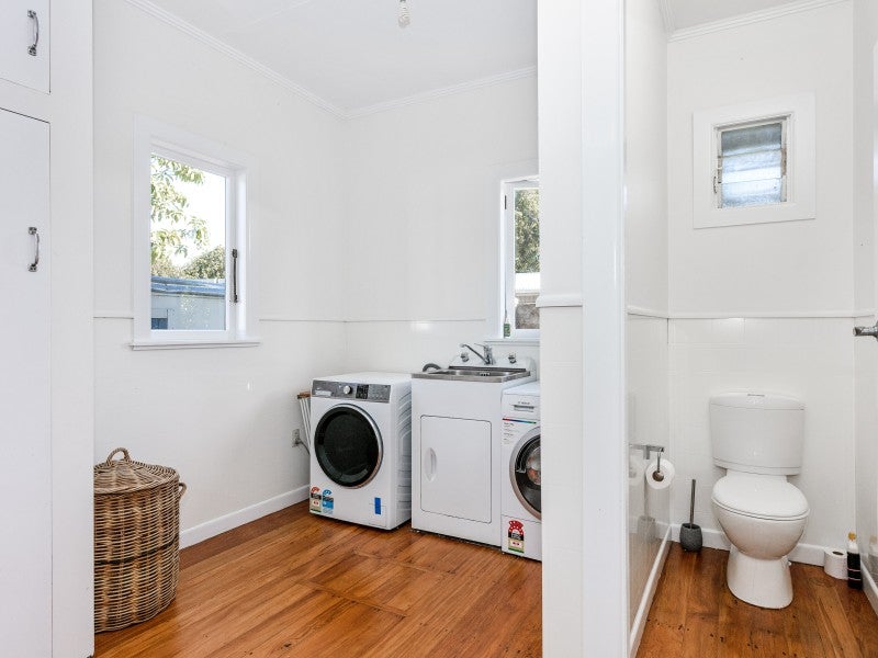 8 Ann Street, Inner Kaiti, Gisborne - Carousel 26