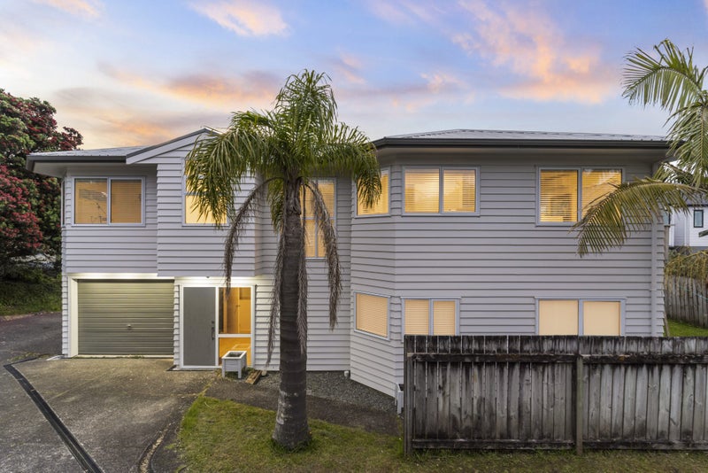 1/23 Oteha Valley Road, Northcross, Auckland - Carousel 1