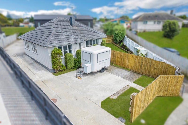 10 Peace Avenue, Mount Wellington, Auckland - Carousel 2