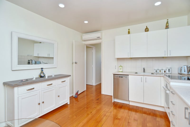 194 Grahams Road, Burnside, Christchurch - Carousel 2