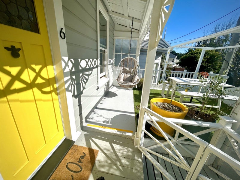 6 Jeypore Street, Berhampore, Wellington - Carousel 1