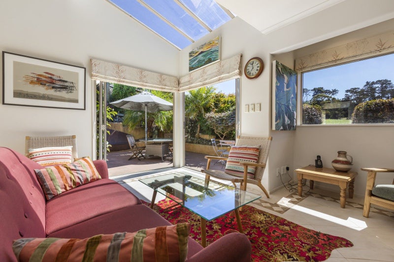 61 Raurenga Avenue, Royal Oak, Auckland - Carousel 2