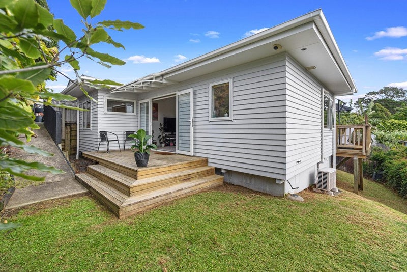 3A Katrina Place, Massey, Auckland - Carousel 2