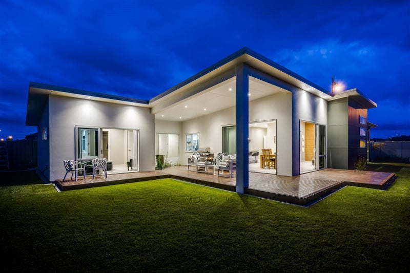 88 Orotu Drive, Poraiti, Napier - Carousel 1