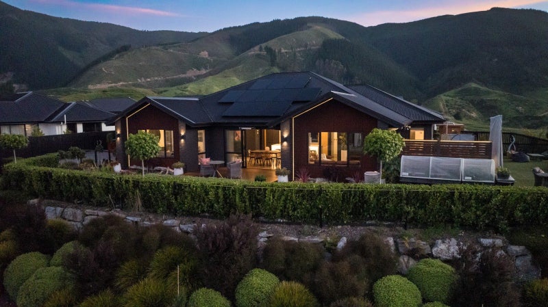 17 Huntaway Close, Stoke, Nelson - Carousel 1