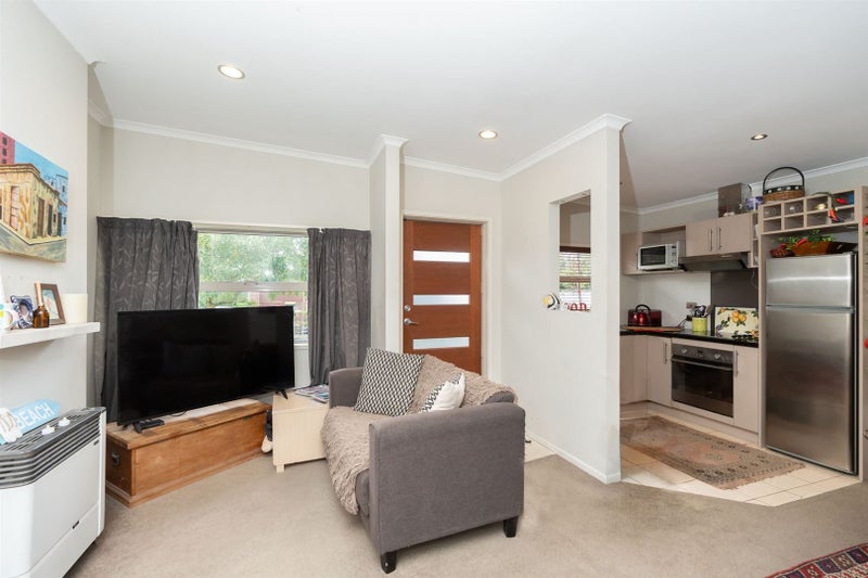 31/46 Peachgrove Road, Hamilton East, Hamilton - Carousel 2