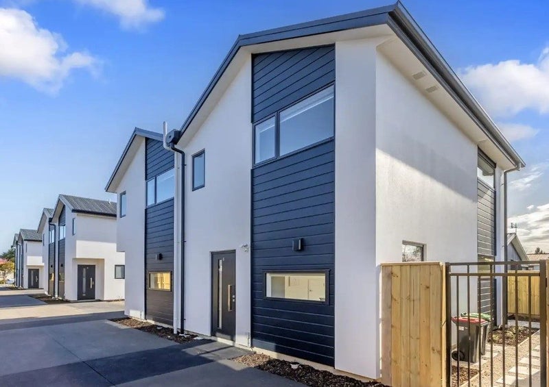 3/15 Frederick Street, Waltham, Christchurch - Carousel 1