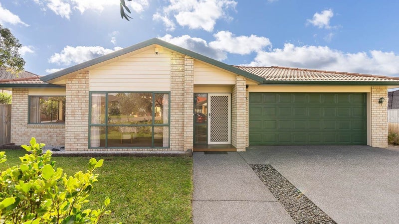 3 Reinheimer Place, Flat Bush, Auckland - Carousel 1