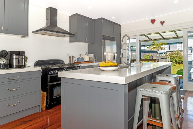 13 Bayly Street, Te Hapara, Gisborne - Carousel 2